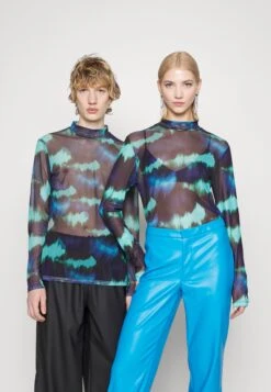 YOURTURN Unisex - Long Sleeved Top - Black