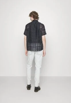 YOURTURN Mesh Shirt - Shirt - Black -Yourturn 1c58a84f03924ff8a6822e8adaee1e56