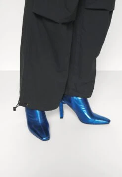 YOURTURN Unisex - Trousers -Black -Yourturn 1ef48fe08b024e978ea6cd20101c3b05