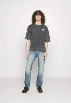 YOURTURN Skull Graphic Tee Unisex - Print T-Shirt - Mottled Black -Yourturn 20eafc131a314fb8b36e57ca655b5073