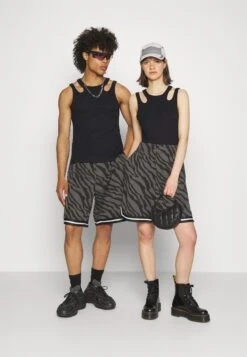 YOURTURN Unisex - Top - Black -Yourturn 399e1dcfe2434106a74cbc60d38fbfdb