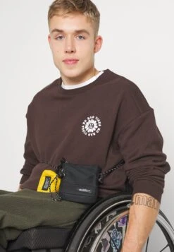 YOURTURN Unisex - Sweatshirt - Dark Brown -Yourturn 40b90b90aee84207a95b19f9c8e9e27f