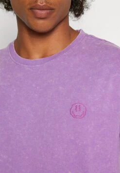 YOURTURN Yt-0722-1002Smiley Wash Tee / 404 - Purple - Basic T-Shirt - 404 - Purple -Yourturn 412b58ddb51c481092c2e7bee38fb5e3