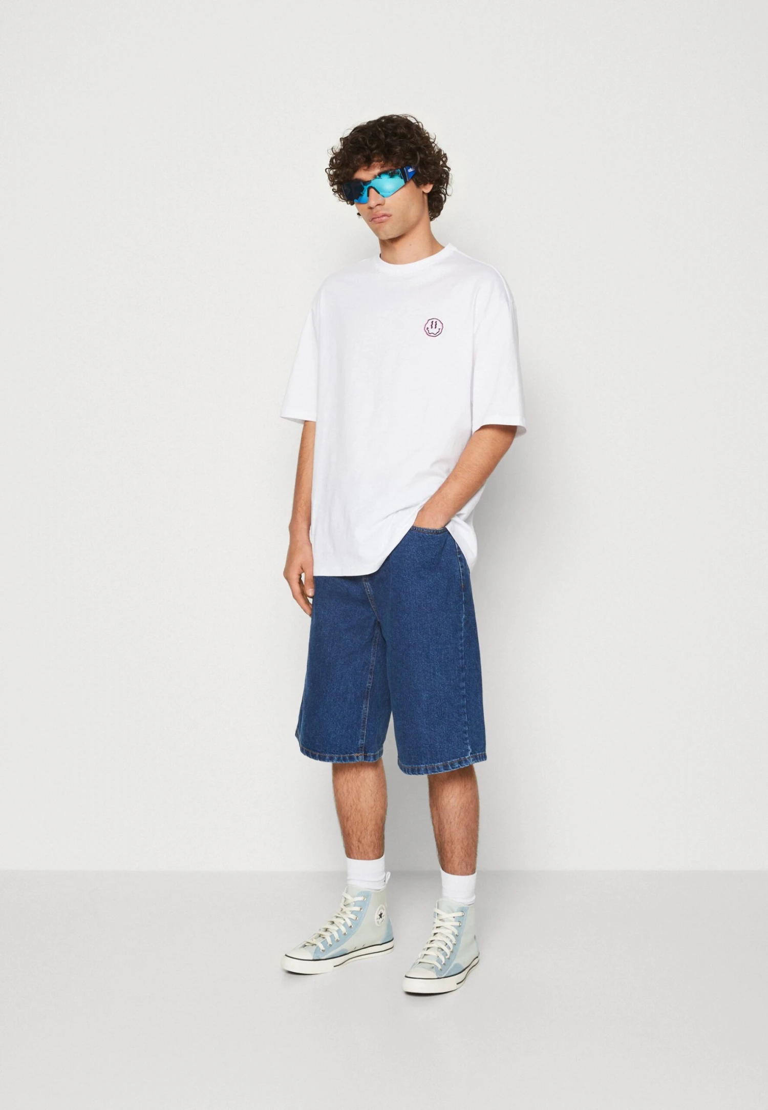 YOURTURN Unisex - Basic T-Shirt 4 YOURTURN Unisex - Basic T-Shirt - Image 2