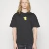 YOURTURN Pokemon Pikachu Unisex - Print T-Shirt - Black