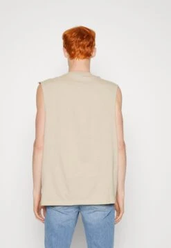 YOURTURN Unisex 2 Pack - Top - Beige/Dark Blue -Yourturn 4f0d8b5fdd7947bbb5fbcf527ac8c441