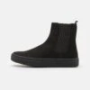 YOURTURN Unisex - Classic Ankle Boots - Black