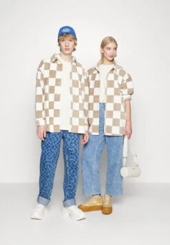 YOURTURN Unisex - Button-Down Blouse - Beige -Yourturn 654c90213a9647d092fc05c8eb523852