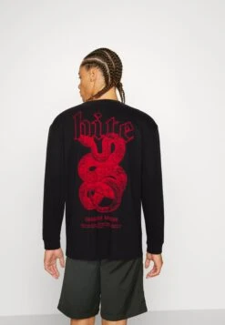 YOURTURN Long Sleeved Top - Black -Yourturn 726fe31d97d447e0bb0b4ee3b18308af