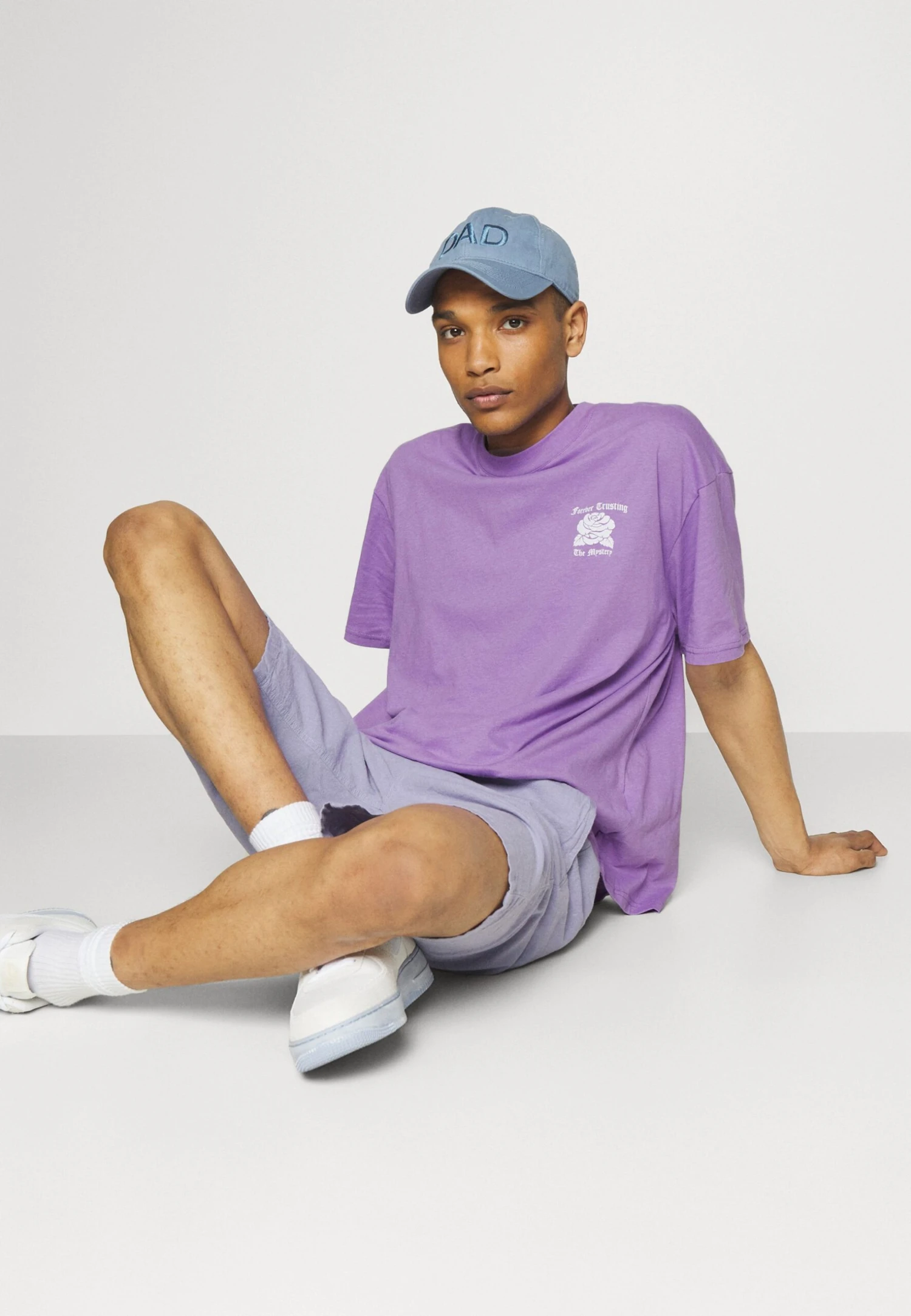 YOURTURN Unisex - Print T-Shirt - Lilac 7 YOURTURN Unisex - Print T-Shirt - Lilac - Image 5