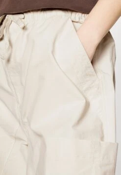 YOURTURN Unisex - Cargo Trousers - White -Yourturn 892484af120746f4bb71cb01e388ad6c