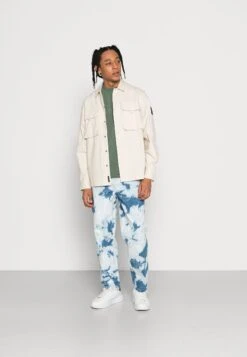 Yourturn -Yourturn 8f30857569654c949a606d1e3ef34e80