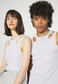 YOURTURN Unisex - Top - White -Yourturn 8ff9e4be9ad0402da2b149f952dd547f