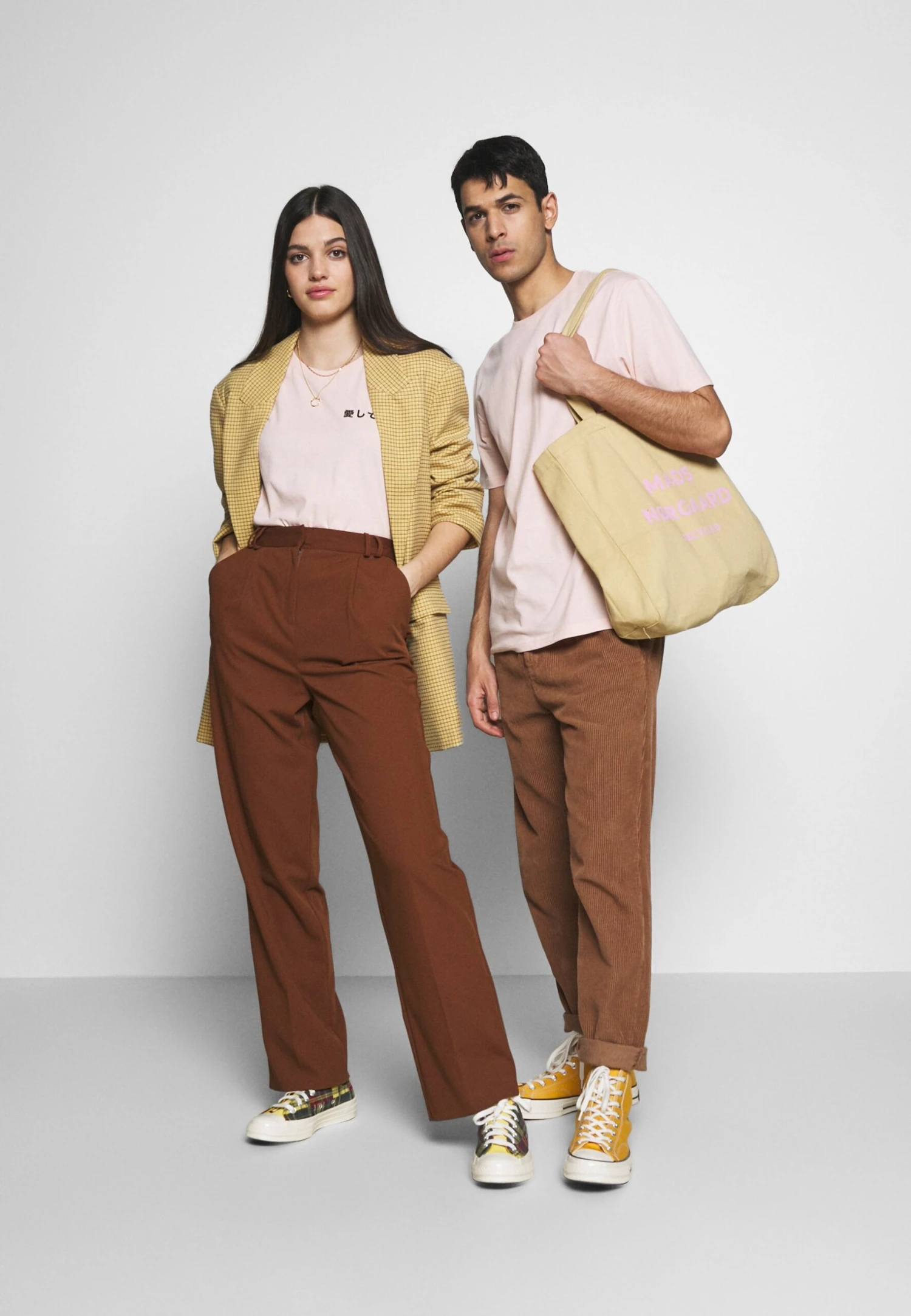 YOURTURN Unisex - Print T-Shirt - Pink 4 YOURTURN Unisex - Print T-Shirt - Pink - Image 2