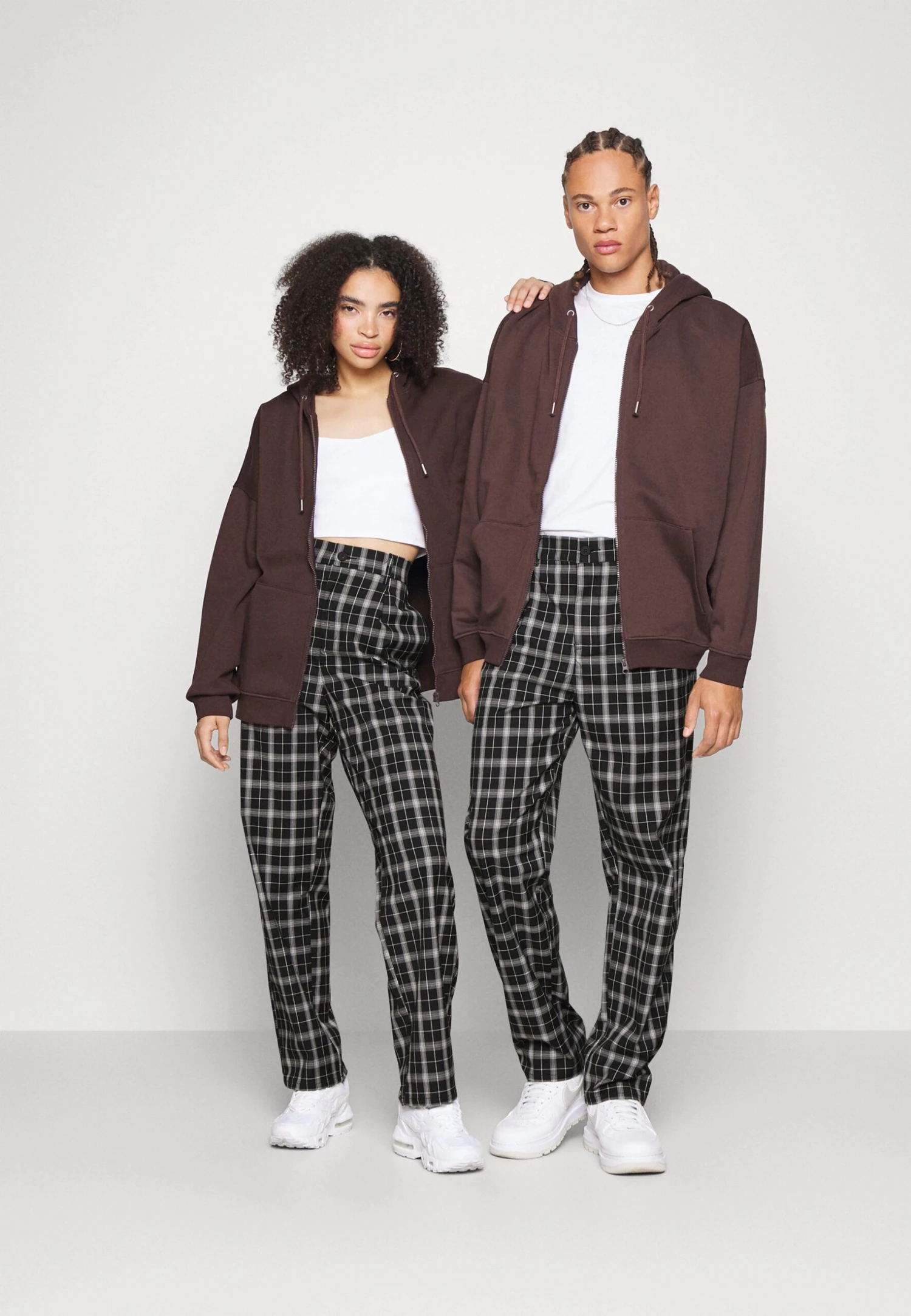 YOURTURN Unisex - Trousers - Black 4 YOURTURN Unisex - Trousers - Black - Image 2