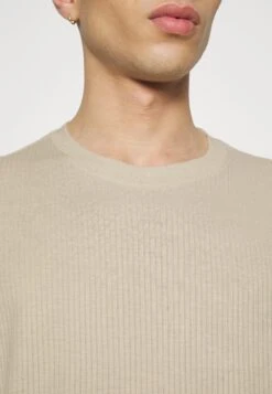 YOURTURN Unisex 2 Pack - Basic T-Shirt - Offwhite/Light Green -Yourturn aeef80ff897e4d48aa7fe8a1ebe12a9c