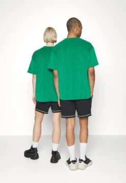 YOURTURN Unisex - Basic T-Shirt - Green -Yourturn bc96786e28734a3399fab92de488f76f