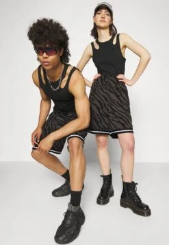 YOURTURN Unisex - Shorts - Dark Grey 11 YOURTURN Unisex - Shorts - Dark Grey -Yourturn dab1b4caade94dcc8f454ffafc3f50cb