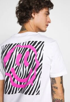 YOURTURN Print T-Shirt - White -Yourturn de44298ade9445279e0e49675306d6c1