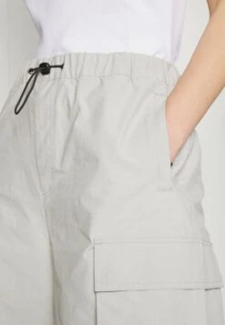 YOURTURN Unisex - Shorts - Light Grey -Yourturn fb21bd3b219d4ff4b3b1cc09b2fd0909