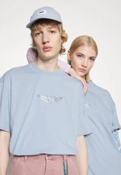 YOURTURN Print T-Shirt - Light Blue -Yourturn fe2b57a42457427c941e972cbdef50de